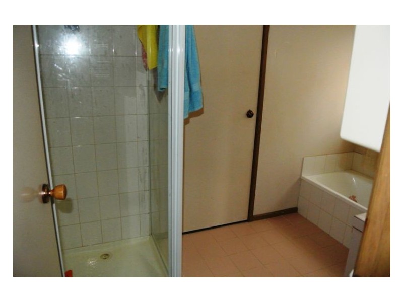 2 Westminster Court, Hampton Park VIC 3976