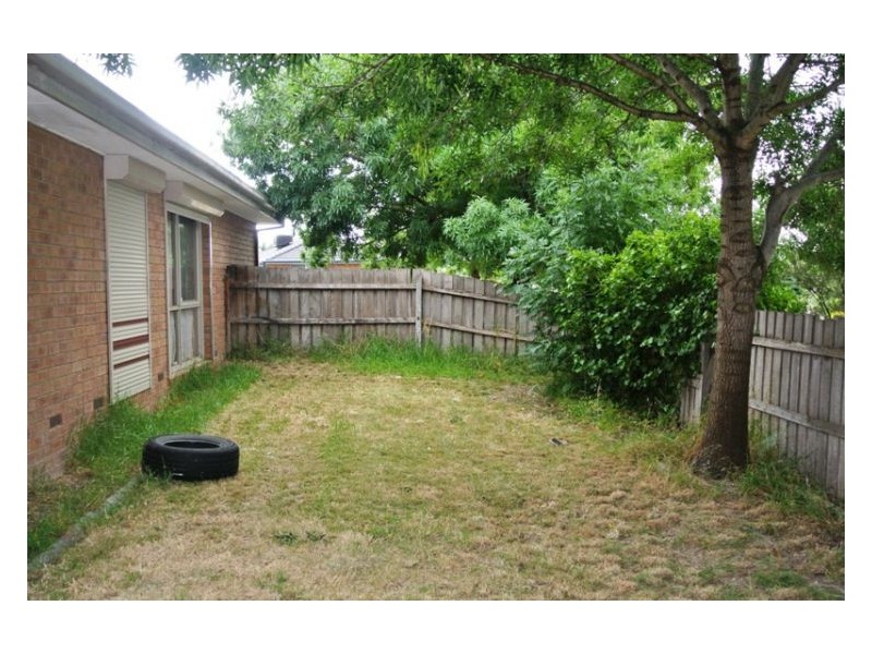 2 Westminster Court, Hampton Park VIC 3976