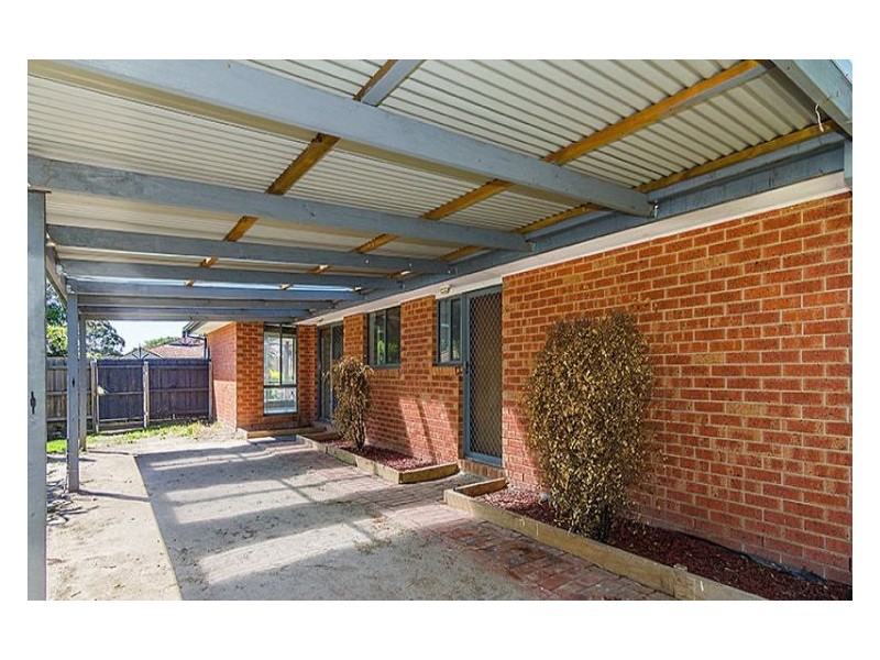 15 Bowman Close, Narre Warren South VIC 3805