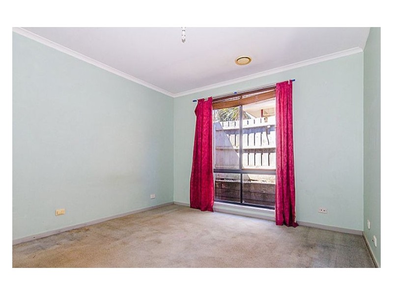 15 Bowman Close, Narre Warren South VIC 3805