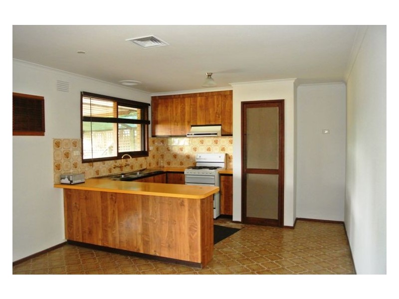 18 Marylyn Place, Cranbourne VIC 3977