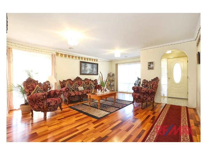 4 Turanga Place, Hallam VIC 3803