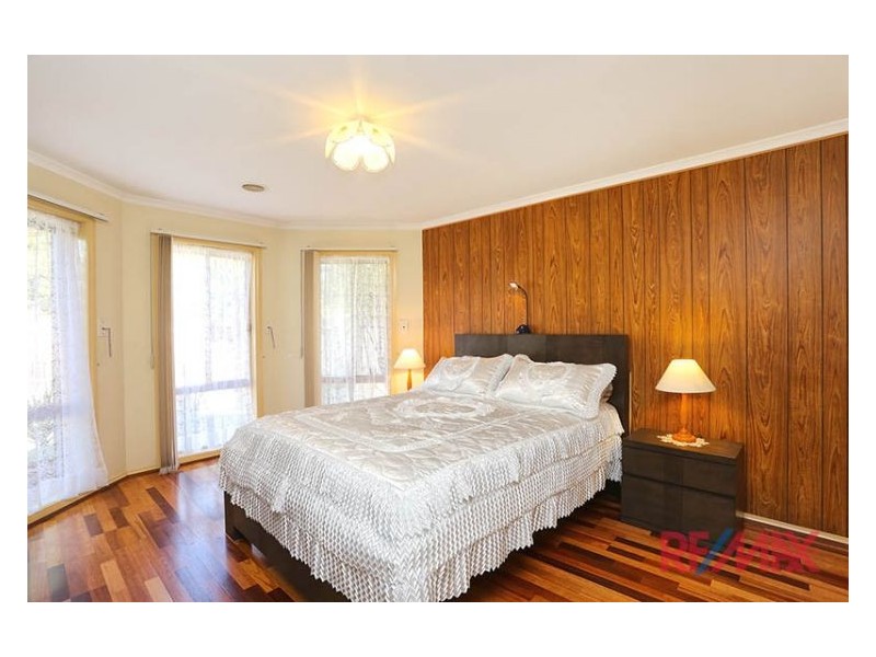 4 Turanga Place, Hallam VIC 3803