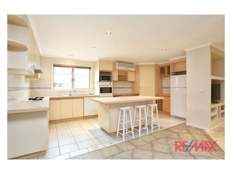 8 Yoni Court, Hallam VIC 3803