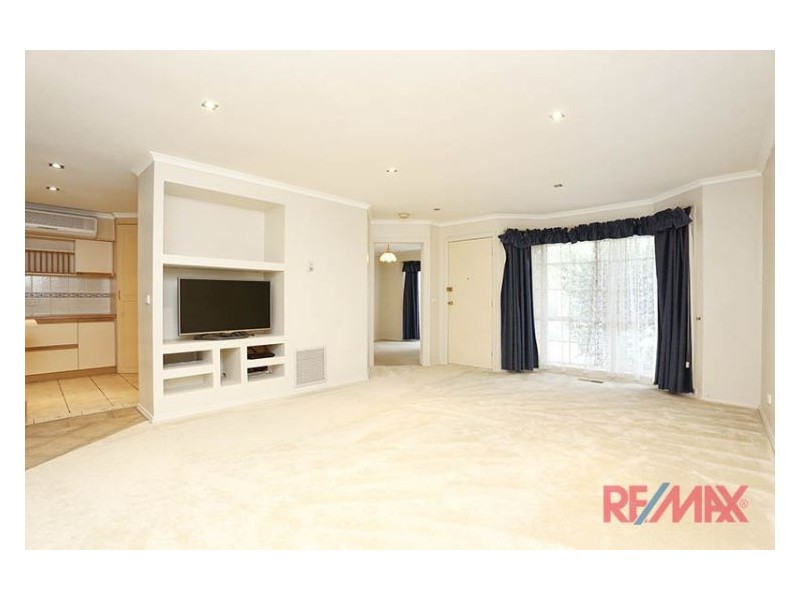 8 Yoni Court, Hallam VIC 3803