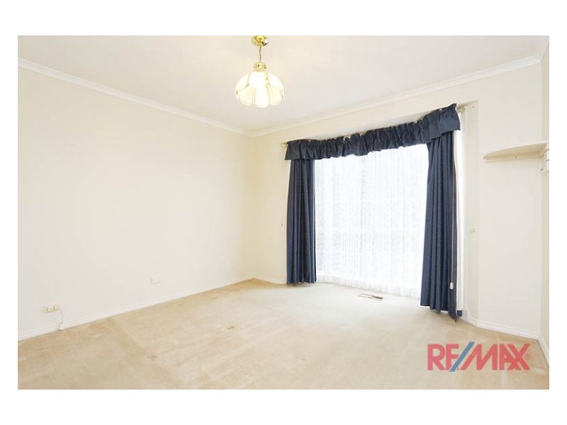 8 Yoni Court, Hallam VIC 3803