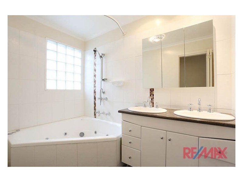 8 Yoni Court, Hallam VIC 3803