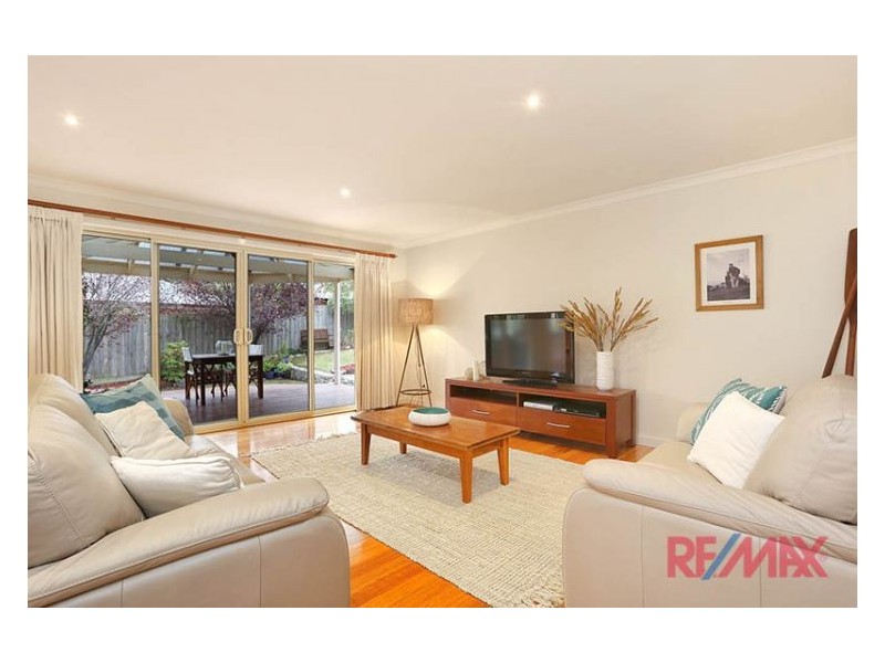 63 Montbrae Circuit, Narre Warren North VIC 3804