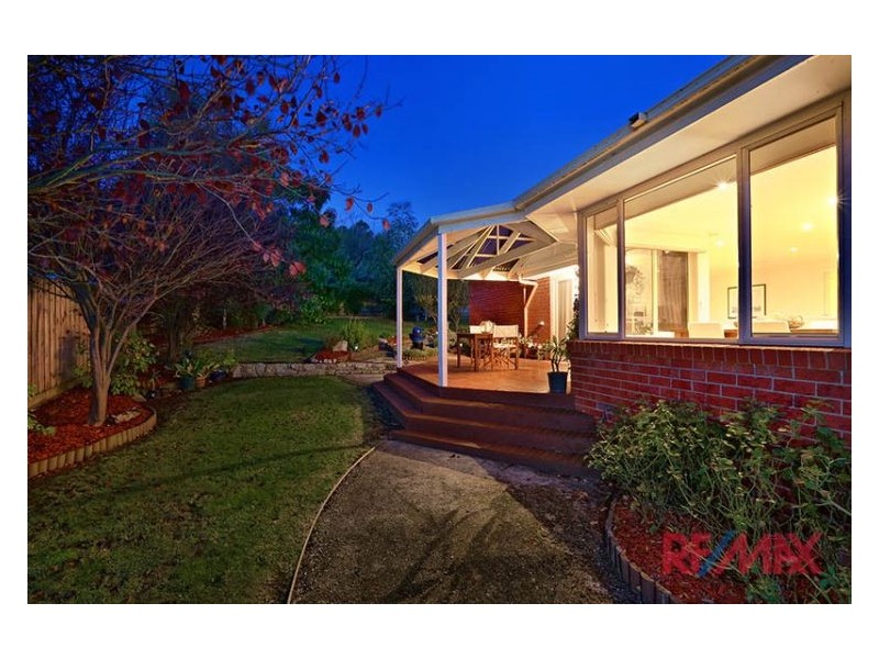 63 Montbrae Circuit, Narre Warren North VIC 3804