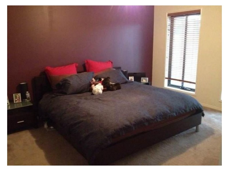 6 Tournament Place, Cranbourne North VIC 3977