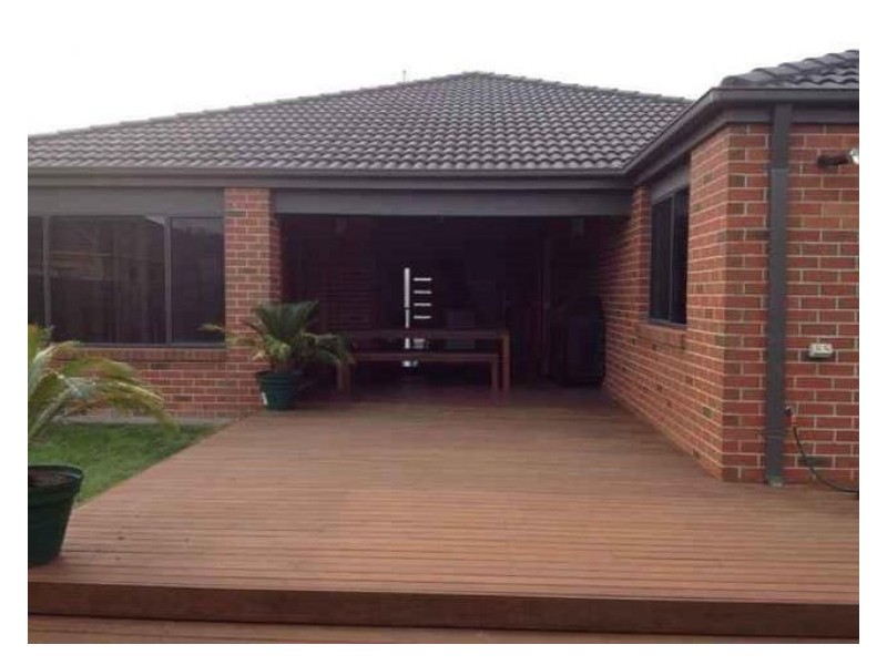 6 Tournament Place, Cranbourne North VIC 3977