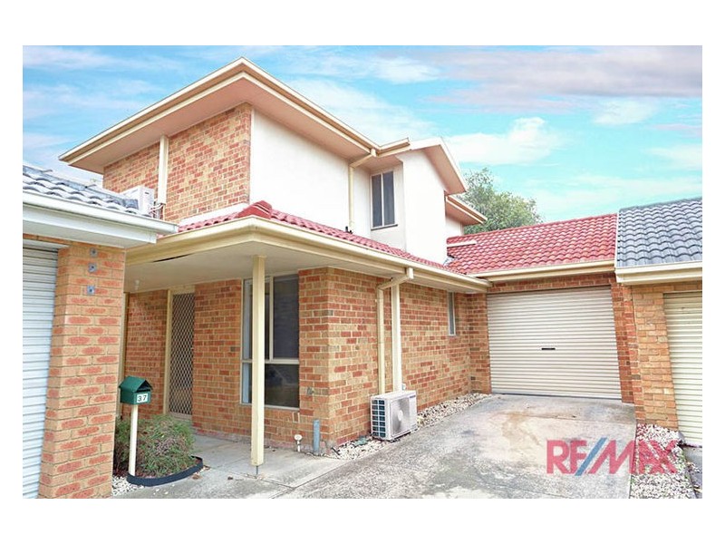 37 Gateway Close, Chadstone VIC 3148