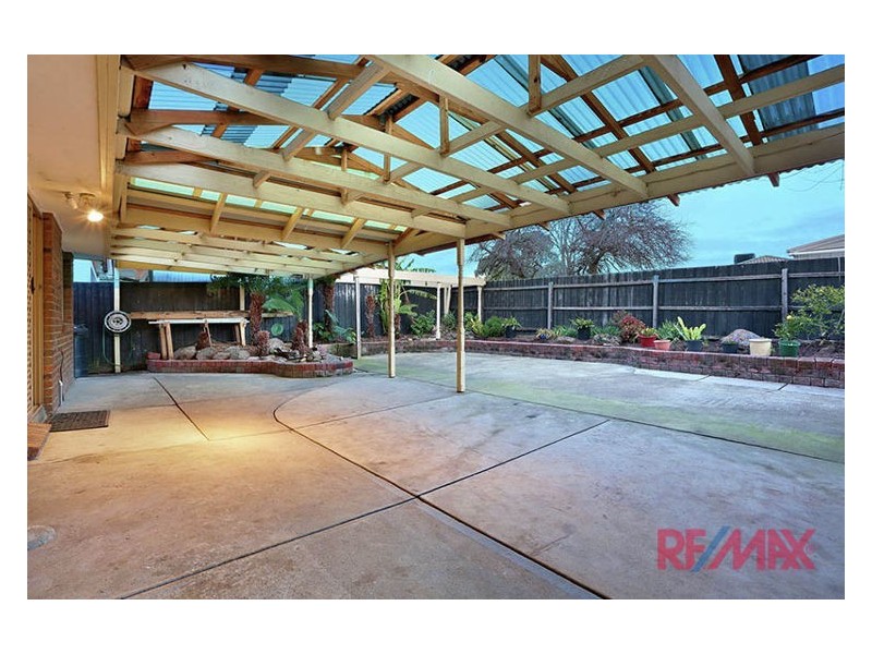 20 Princess Maria Place, Hampton Park VIC 3976