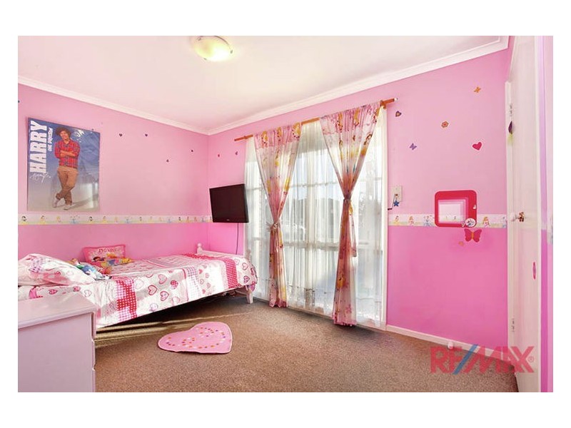 17 Ivan Crescent, Hampton Park VIC 3976