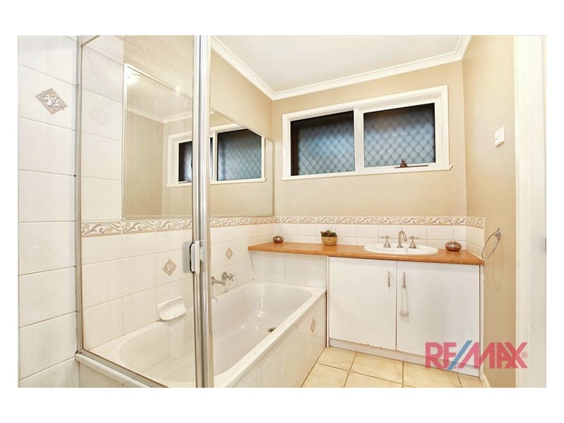 17 Ivan Crescent, Hampton Park VIC 3976