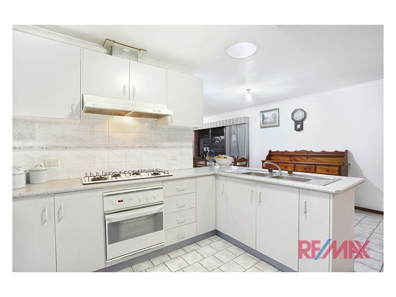 27 Ivan Crescent, Hampton Park VIC 3976