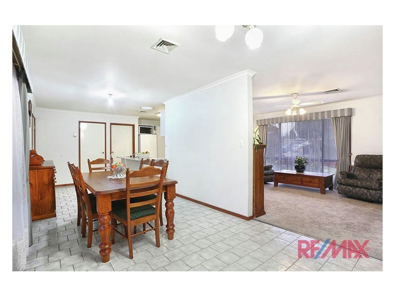 27 Ivan Crescent, Hampton Park VIC 3976