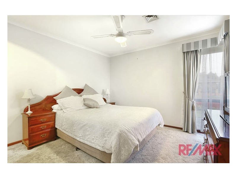 27 Ivan Crescent, Hampton Park VIC 3976