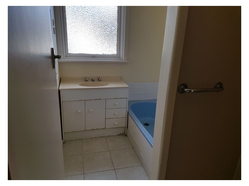 15 Dorothy Street, Doveton VIC 3177