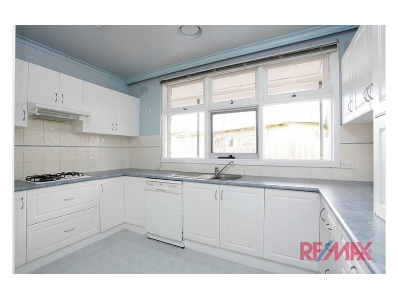 33 Phillip Road, Hallam VIC 3803