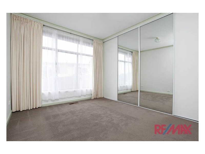 33 Phillip Road, Hallam VIC 3803