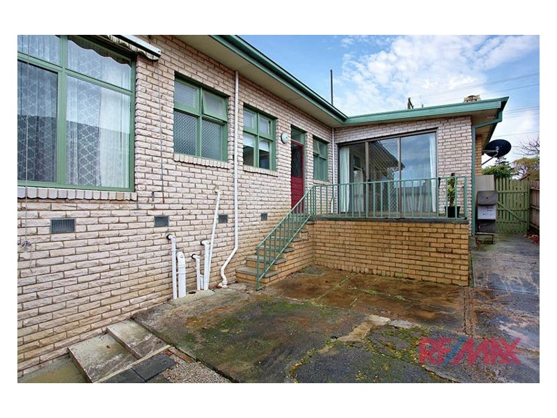 33 Phillip Road, Hallam VIC 3803