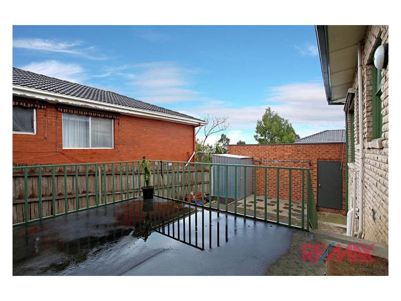 33 Phillip Road, Hallam VIC 3803