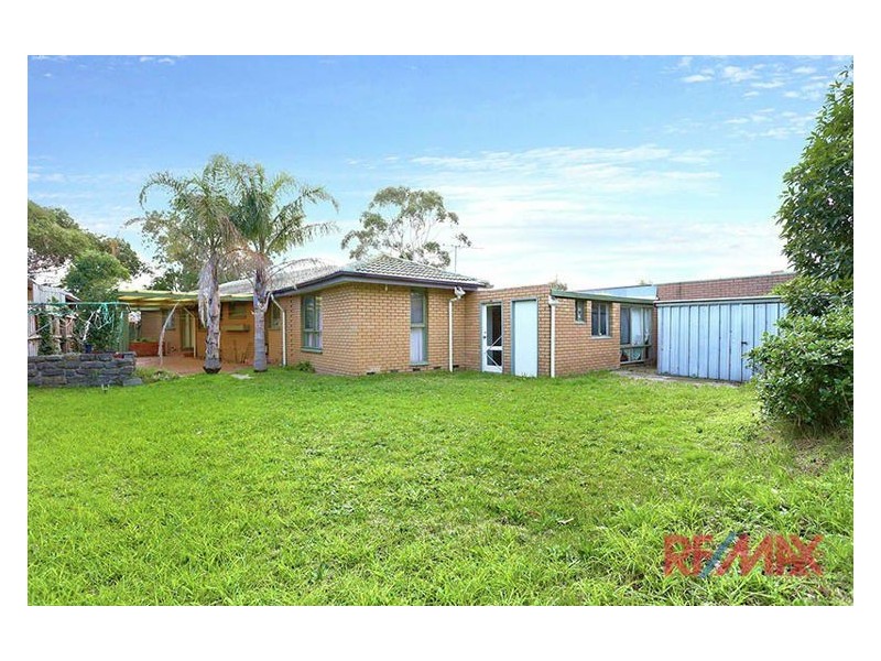 22 Vanessa Drive, Hampton Park VIC 3976