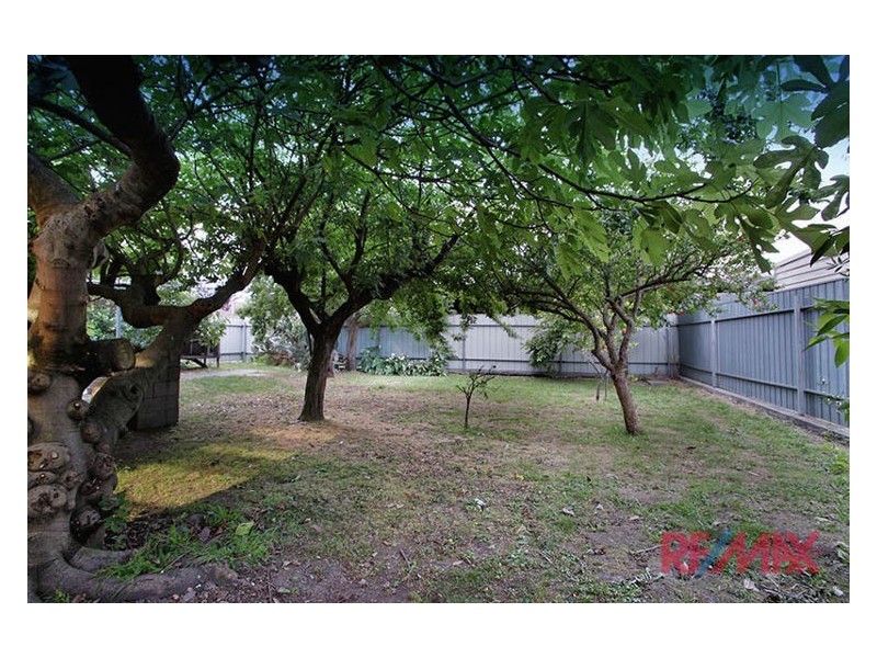 233 Gladstone Road, Dandenong North VIC 3175