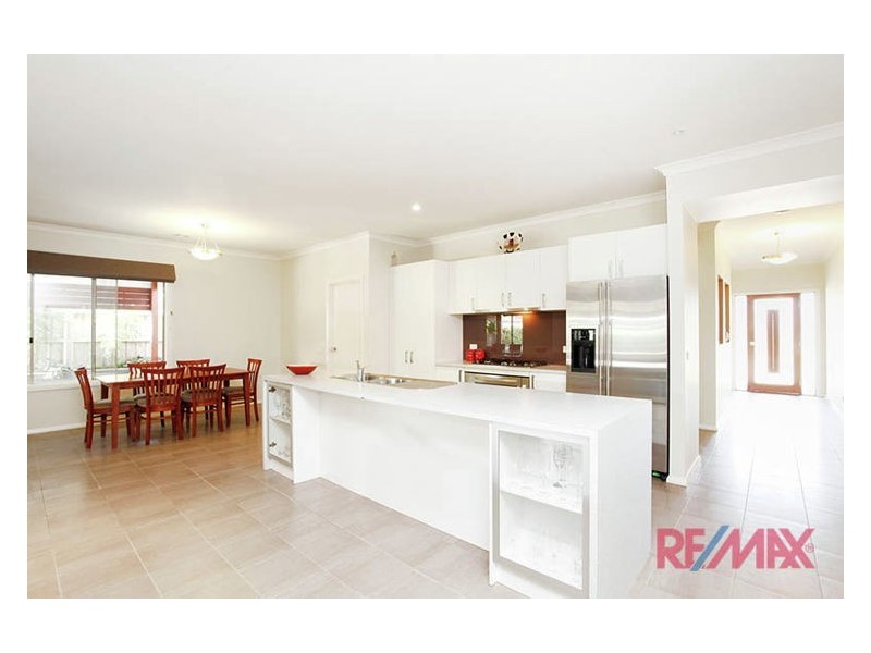 175 Settlers Run, Botanic Ridge, Cranbourne South VIC 3977