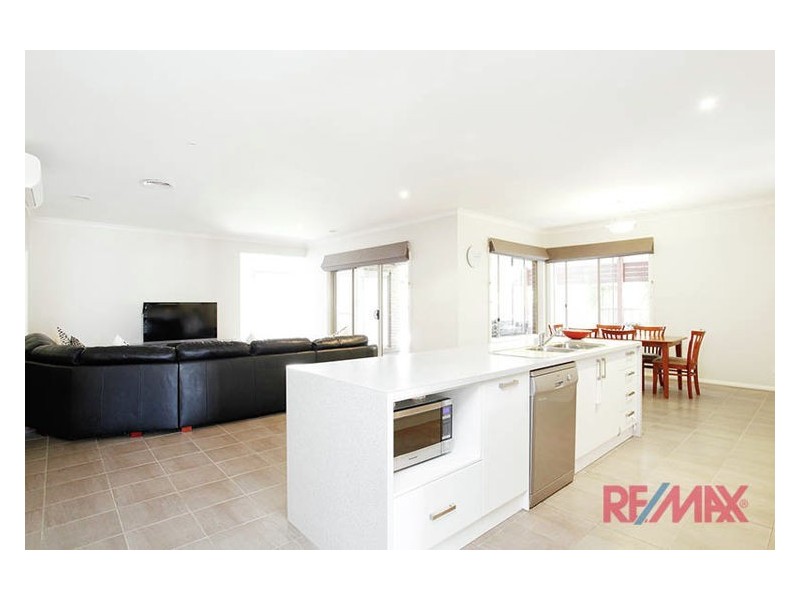 175 Settlers Run, Botanic Ridge, Cranbourne South VIC 3977