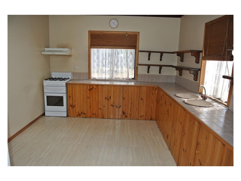 4 Lillypilly Avenue, Doveton VIC 3177