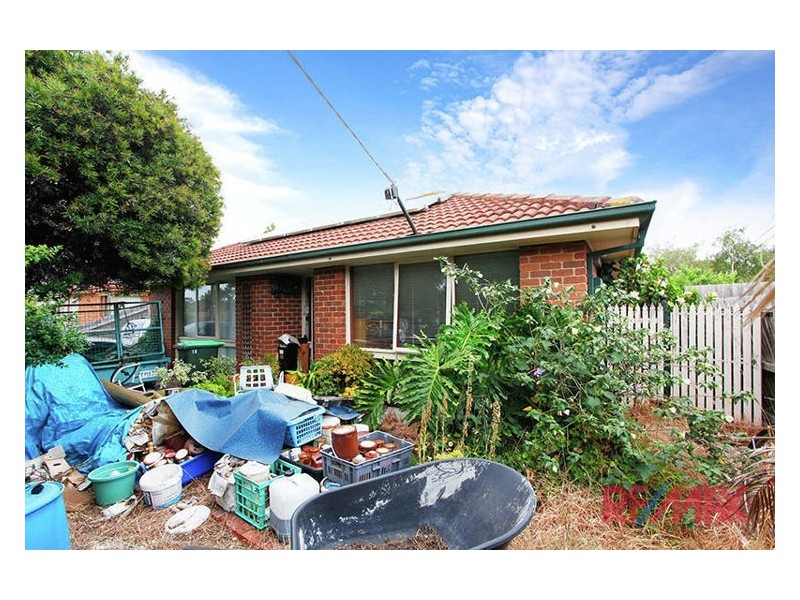 18 Luscombe Avenue, Carrum Downs VIC 3201