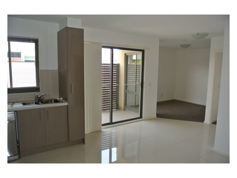 9/23 Edith Street, Dandenong VIC 3175