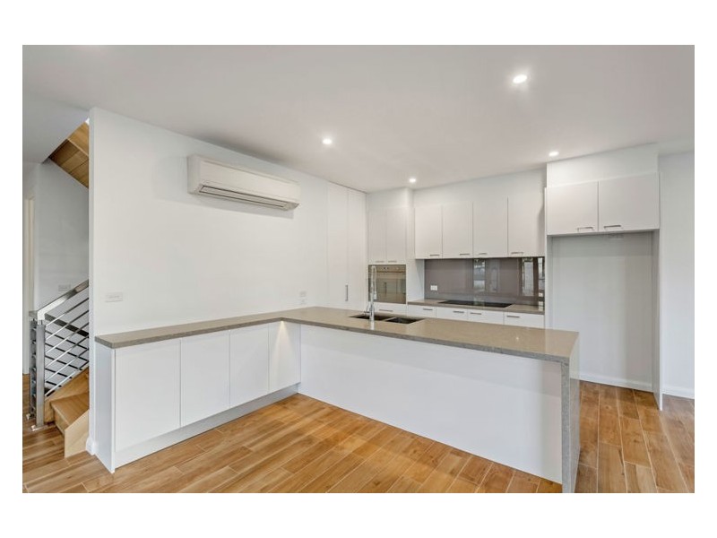 1/18 Glenmore Crescent, Black Rock VIC 3193