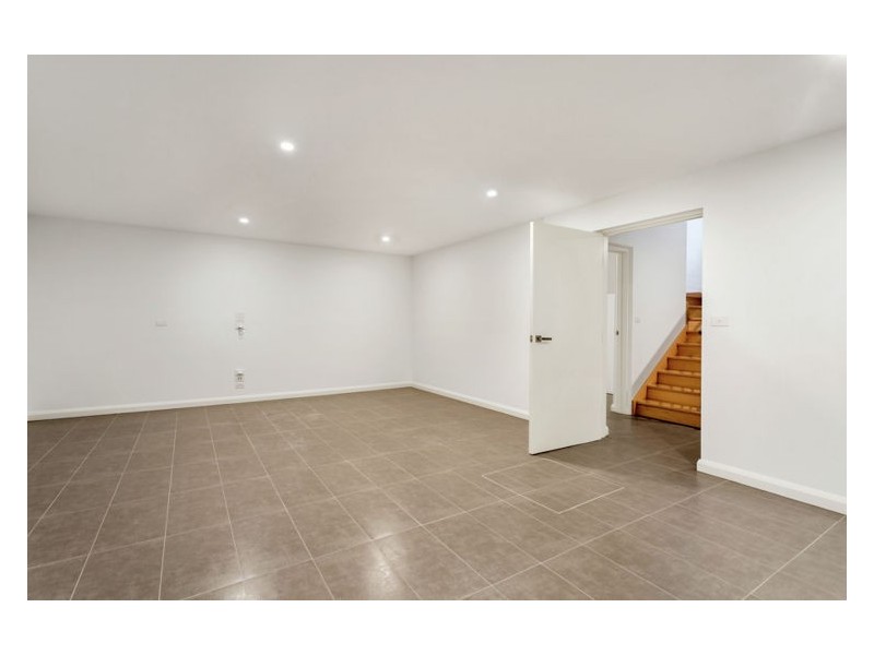 1/18 Glenmore Crescent, Black Rock VIC 3193