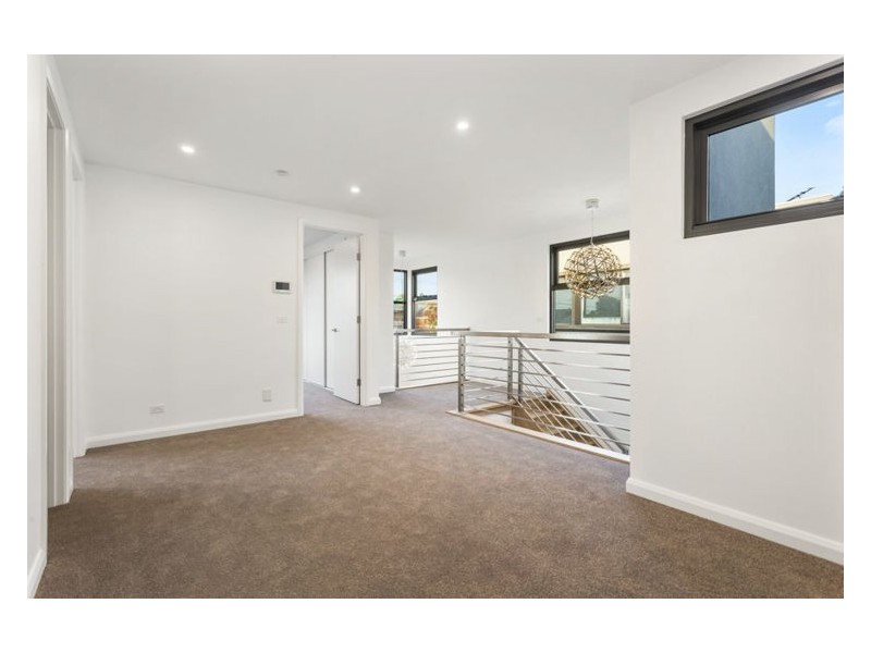 1/18 Glenmore Crescent, Black Rock VIC 3193