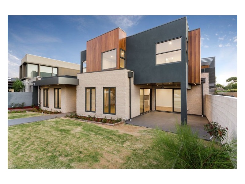 1/18 Glenmore Crescent, Black Rock VIC 3193