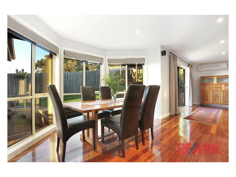 61 Montbrae Circuit, Narre Warren North VIC 3804