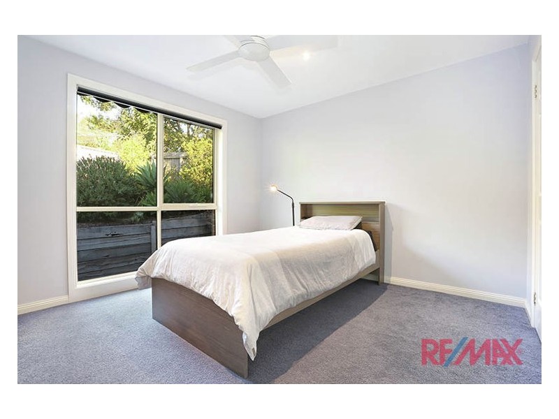 61 Montbrae Circuit, Narre Warren North VIC 3804