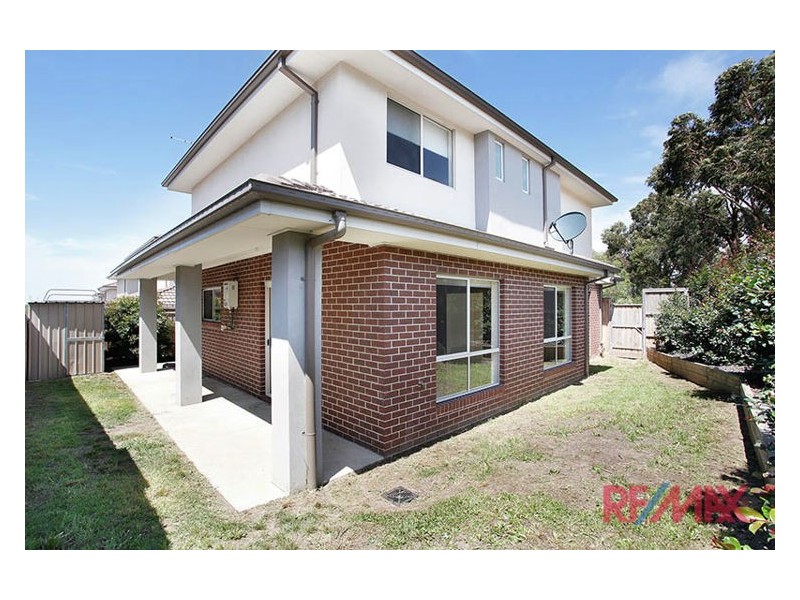 7/6-8 Innes Court, Berwick VIC 3806