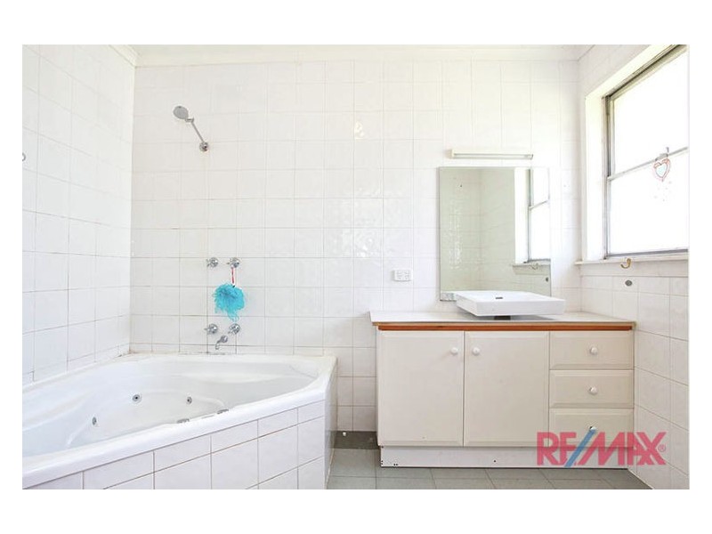 5 Conferta Crescent, Doveton VIC 3177