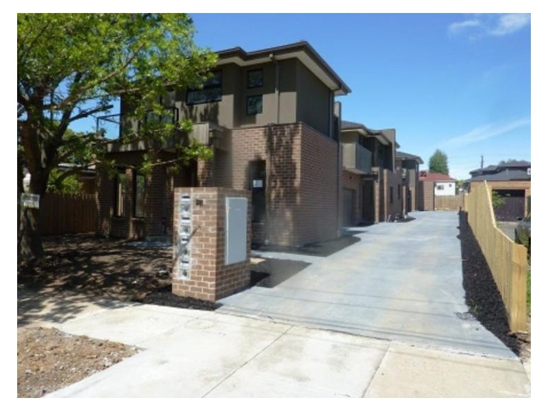 1/28 Burrows Ave, Dandenong VIC 3175