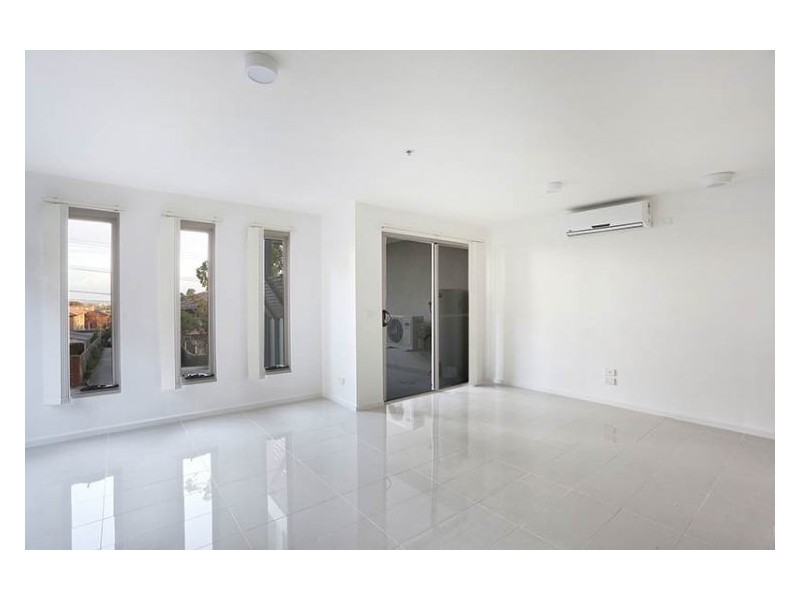 14/12 Close Avenue, Dandenong VIC 3175