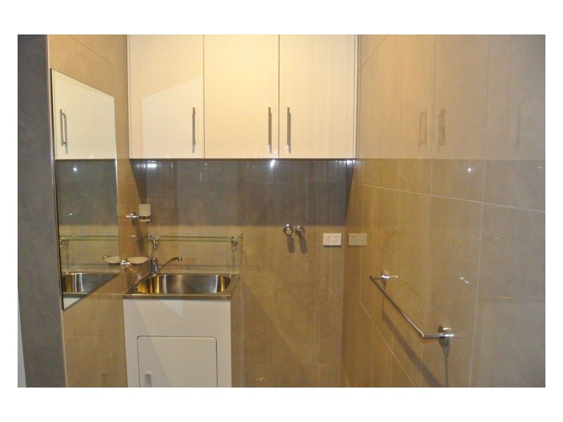 2/28 Ash Street, Doveton VIC 3177