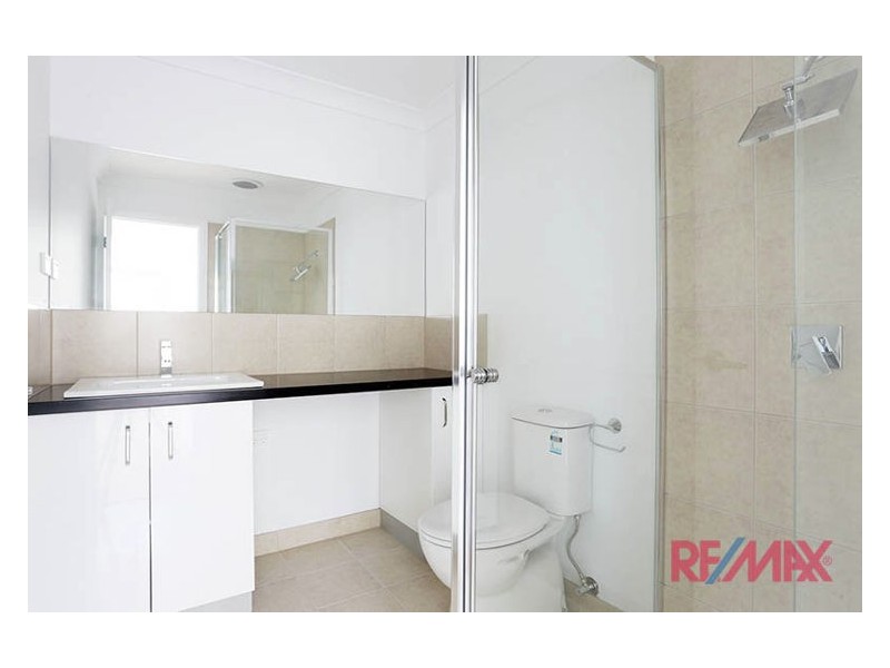 34-36 Hawthorn Rd, Doveton VIC 3177