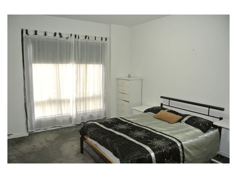 8/3-5 Hutton Street, Dandenong VIC 3175