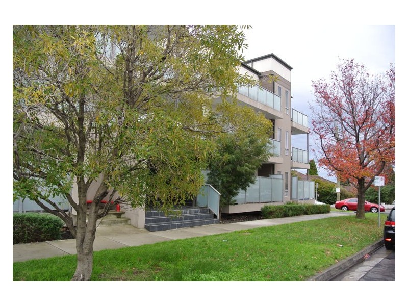 8/3-5 Hutton Street, Dandenong VIC 3175