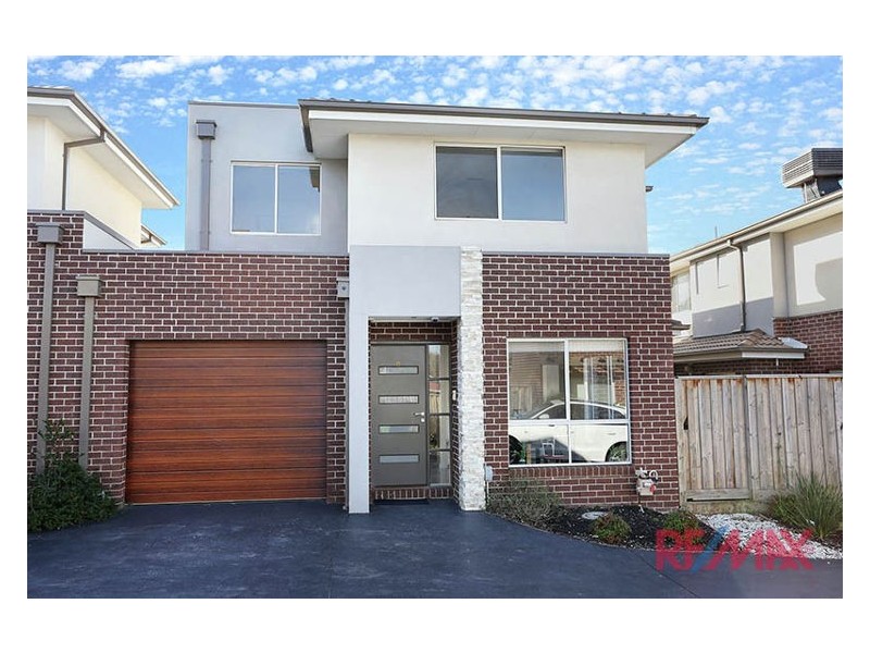 4/6-8 Innes Court, Berwick VIC 3806