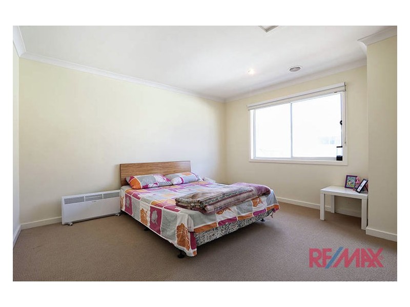4/6-8 Innes Court, Berwick VIC 3806